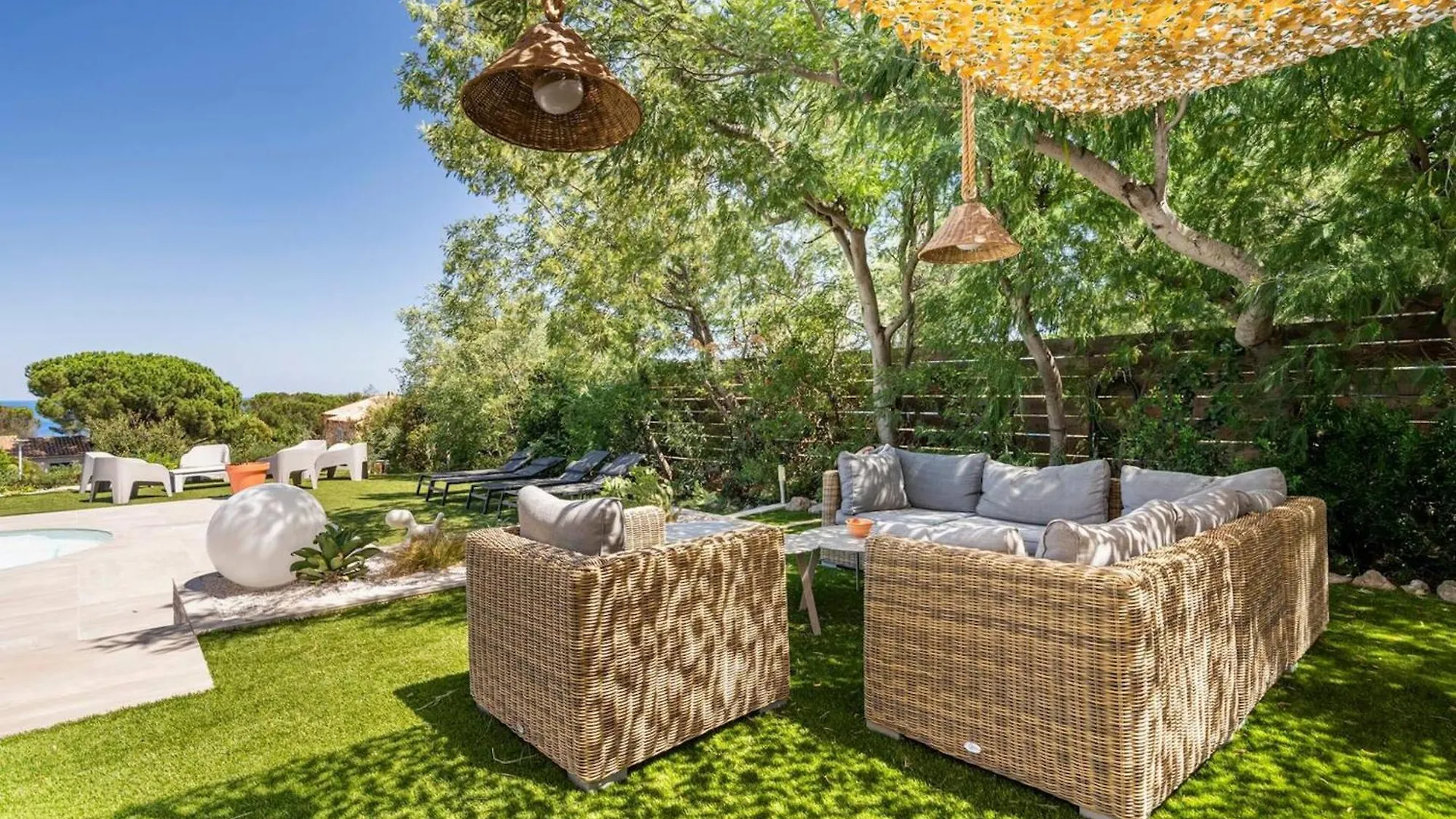 Prázdninový dům Maison Accueillante A Roquebrune-Sur-Argens Avec Piscine Privee
